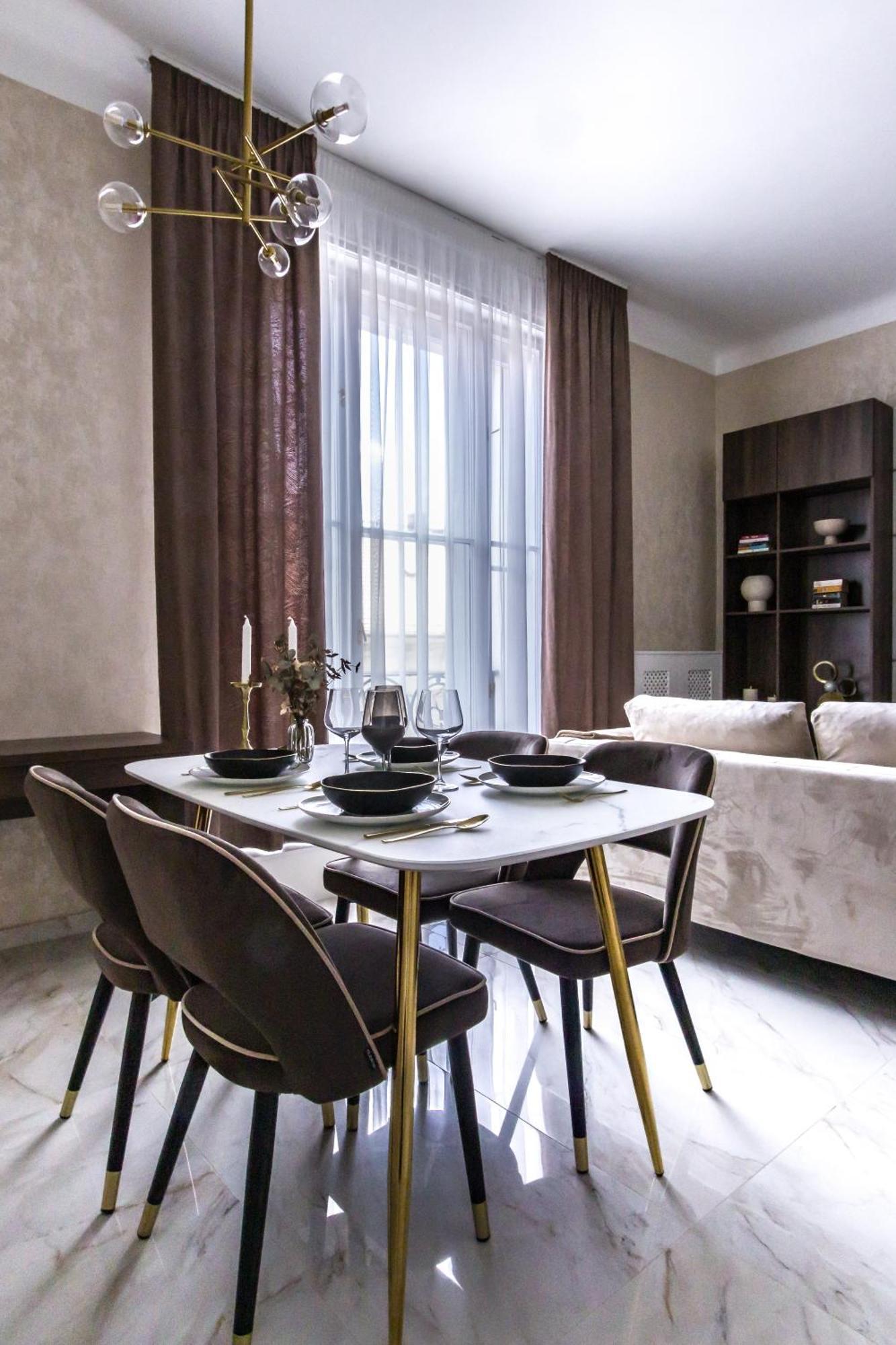 N16 Deluxe Apartment บูดาเปสต์ ภายนอก รูปภาพ
